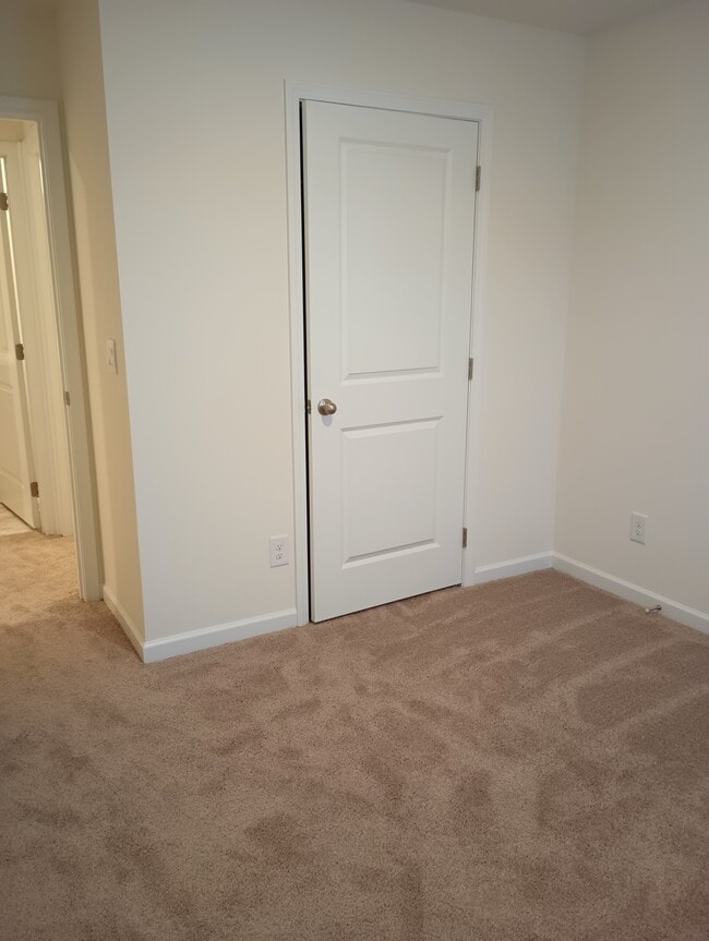 Building Photo - 1144 Aspen Ter