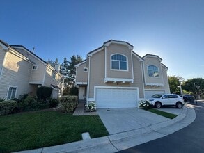 Building Photo - 525 Orange Grove Pl