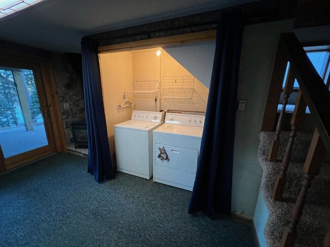 Building Photo - 15730 S Bond Leader Lake Rd