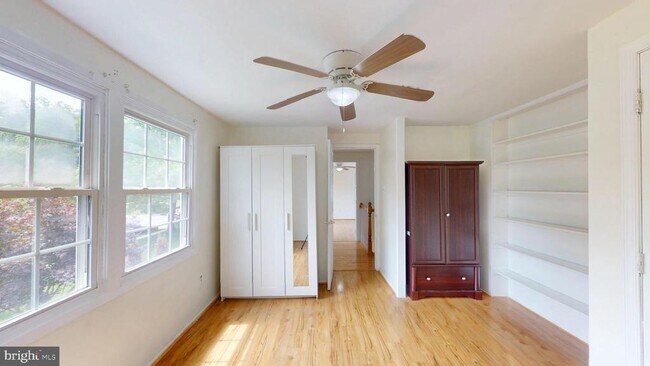 Building Photo - 4025 Chelmont Ln