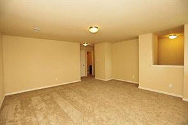 Building Photo - 10011 Cobbs Cove Ln