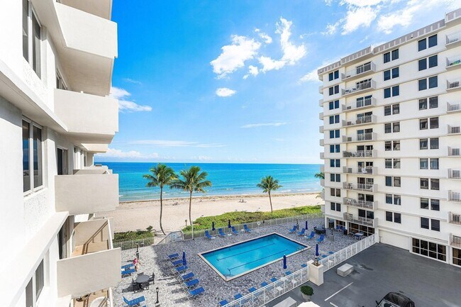 Building Photo - 3215 S Ocean Blvd