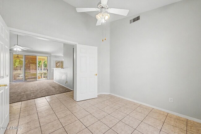 Building Photo - 405 W Primoroso Dr
