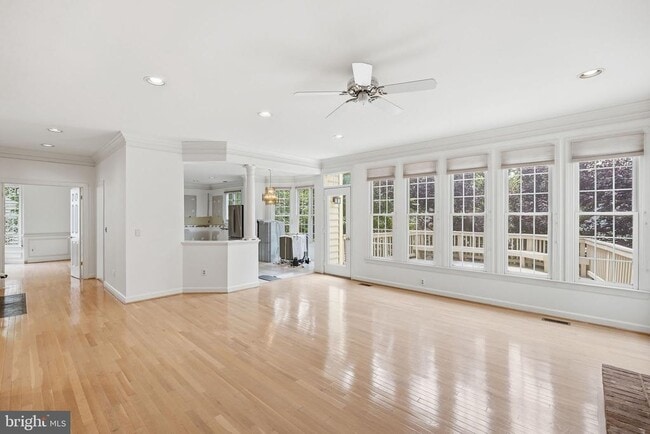 Building Photo - 10417 Snow Point Dr