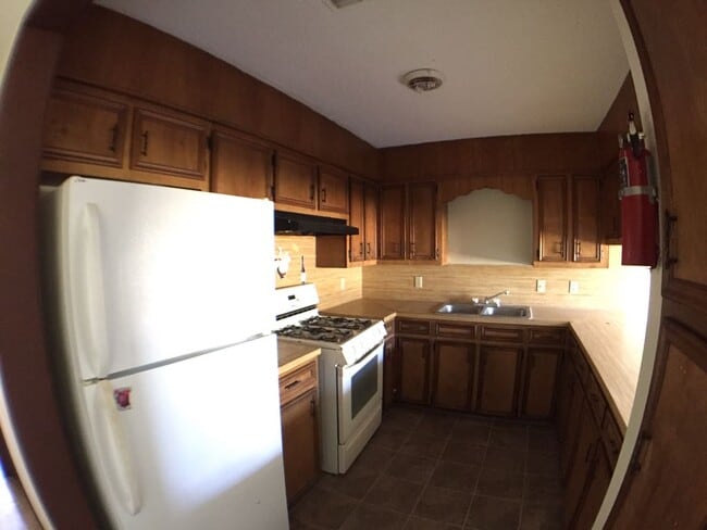 Building Photo - 2509 Erie Ave