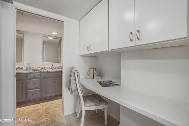 Building Photo - 1601 Ocean Dr S