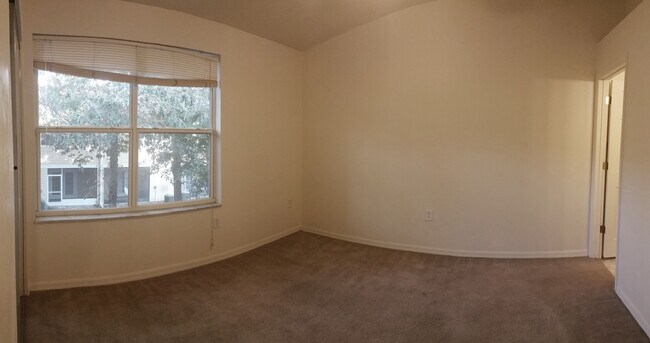 Building Photo - 3543 SW 30th Way