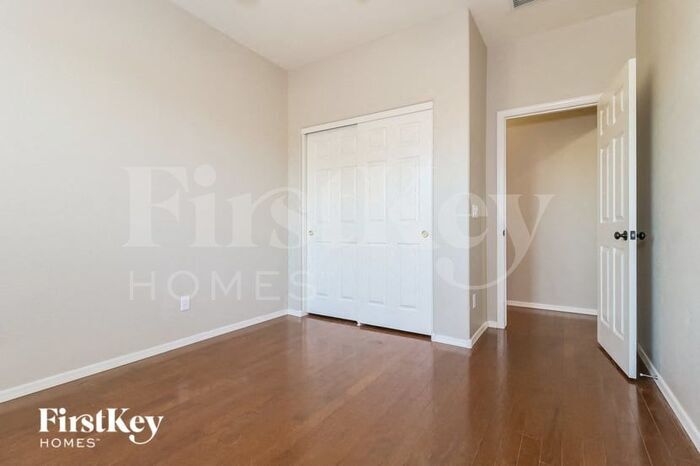 Building Photo - 16963 W Windermere Way