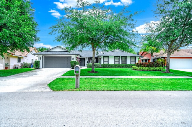 Primary Photo - 14491 Autumn Ave