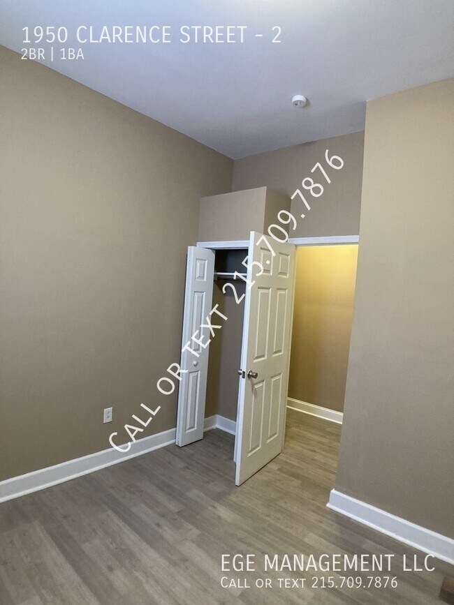 Building Photo - 1950 Clarence St