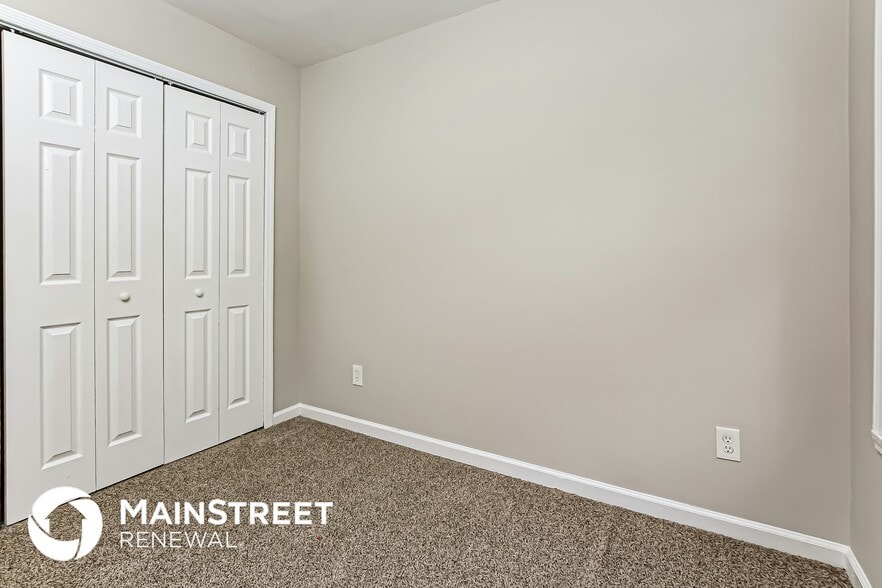 Building Photo - 1850 Adams Ave