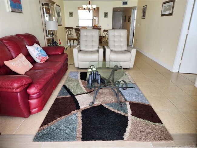 Building Photo - 10680 S Ocean Dr