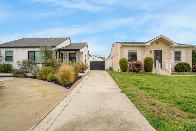 Building Photo - 7868 Naylor Ave