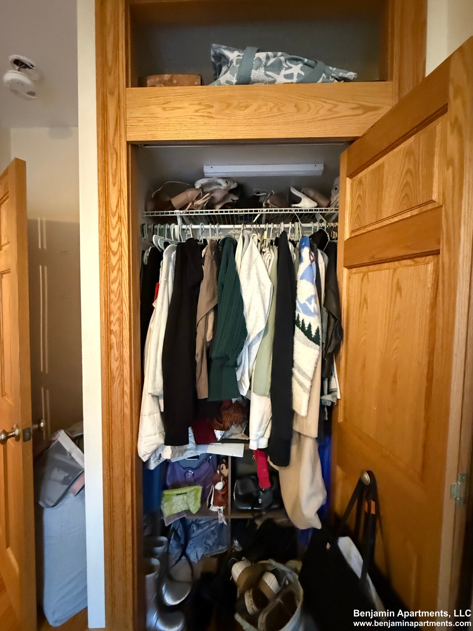 Building Photo - 46 Garden St