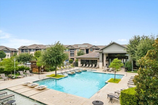 Building Photo - Ovation at Lewisville Apartment Homes