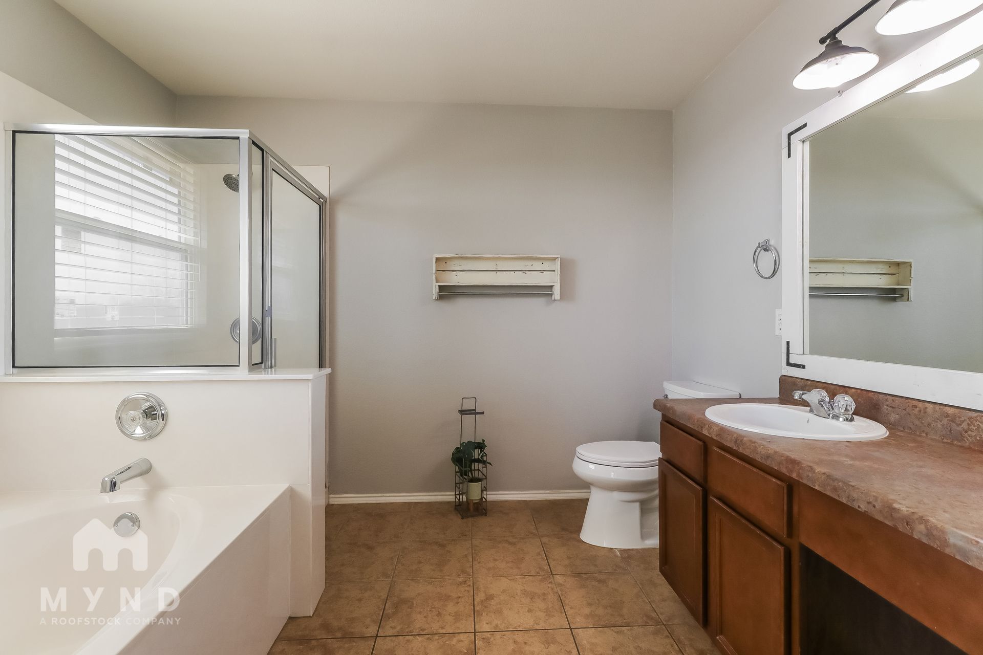 Building Photo - 286 Nandina Dr