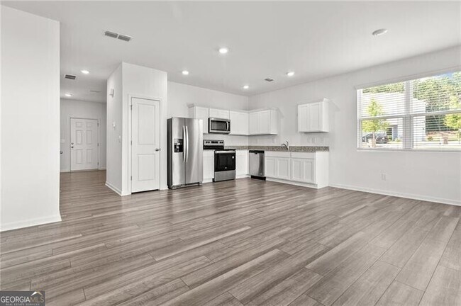 Building Photo - 103 Rydal Wy