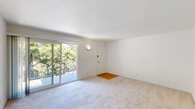 Building Photo - 440 Alameda del Prado