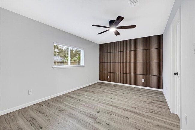 Building Photo - 23818 Lestergate Dr