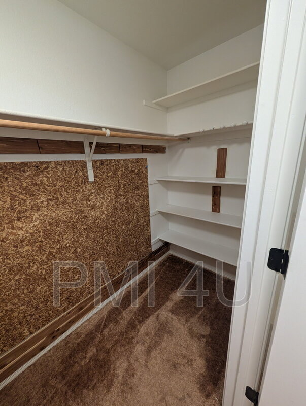 Building Photo - 7105 Casa Elena Dr NE