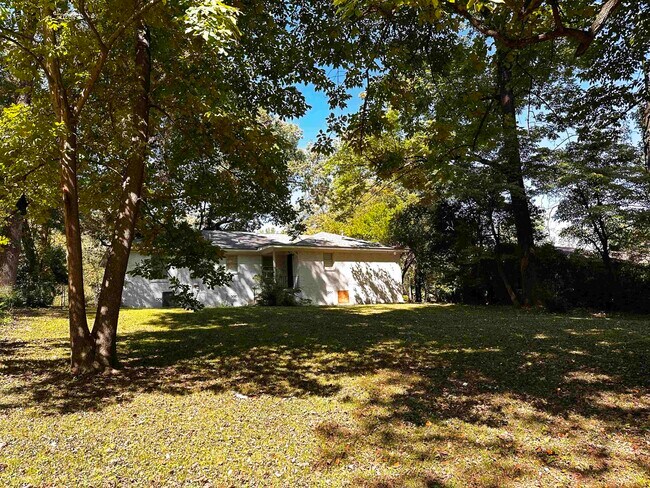 Primary Photo - 3766 Argonne St