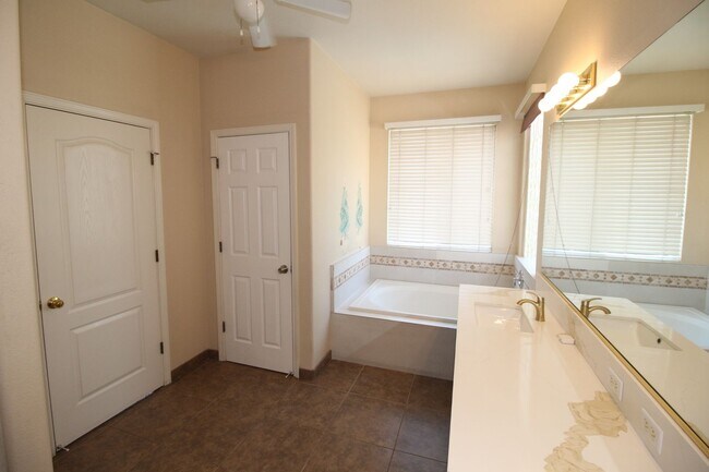 Building Photo - Cute Two-Story Home With Pool & RV Parking
