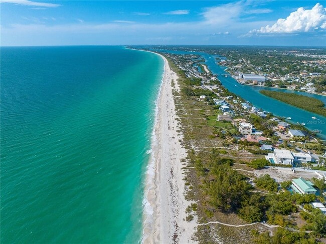 Building Photo - 5844 Ocean Isle Dr