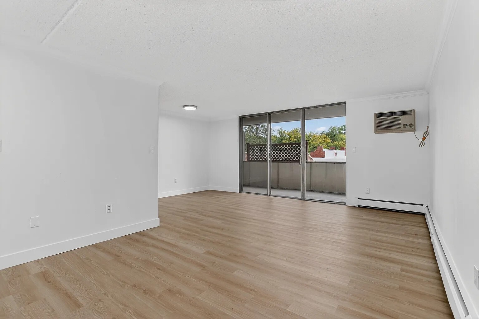 Building Photo - 1267 Lafayette St