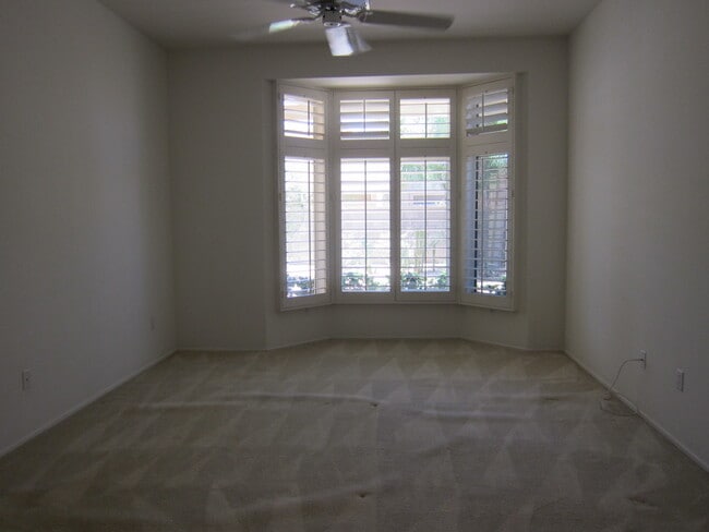 Building Photo - 78093 Larbrook Dr