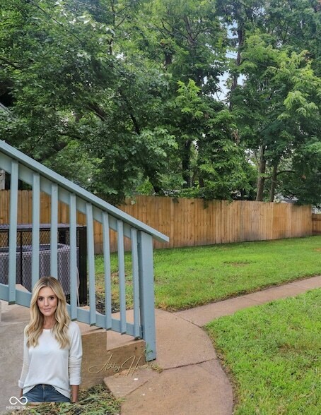 Building Photo - 615 N Grant Ave