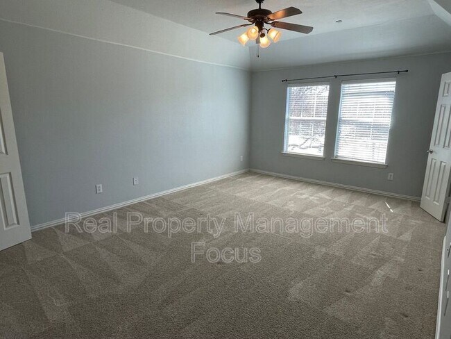 Building Photo - 4645 Penelope Ln