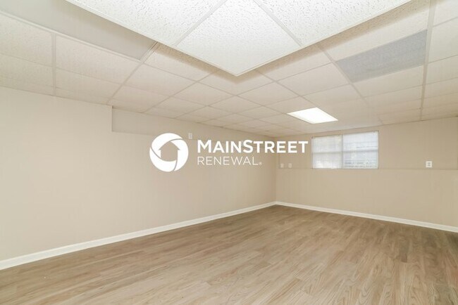 Building Photo - 4 Bedroom Pet-Friendly Home in Acworth, GA with Main Street Renewal