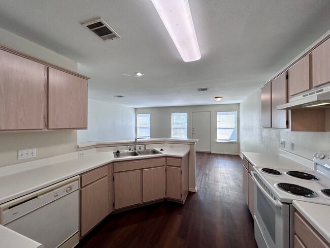 Building Photo - 9703 Nightjar Dr