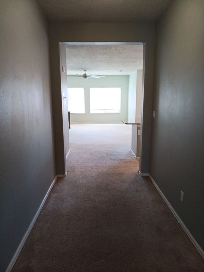 Building Photo - Four bedroom - Two bath, in Rio Rancho, St...