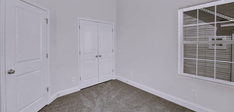 Building Photo - 551 Roszel Way