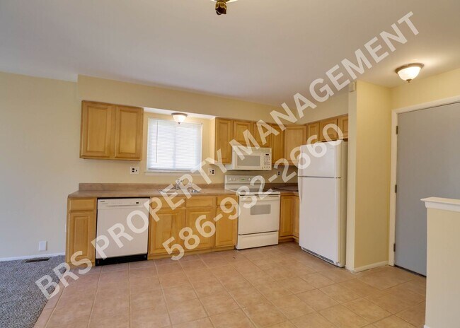 Building Photo - Sterling Heights brick ranch with 3 bedroo...