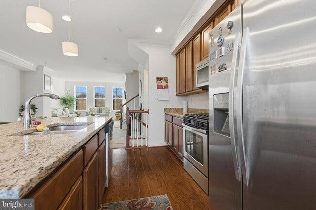 Building Photo - 7206 Wood Mdw Wy