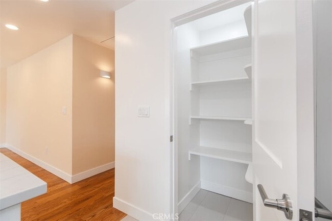 Building Photo - 319 N Shelton St