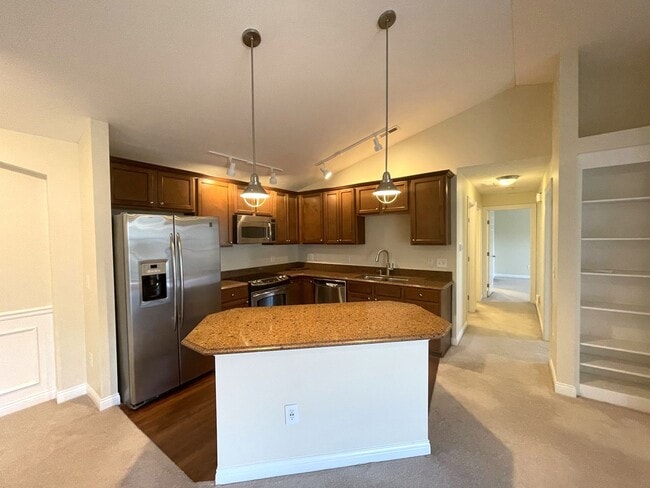 Building Photo - 5615 Frawley Dr