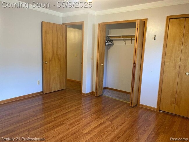 Building Photo - 21039 Danbury St