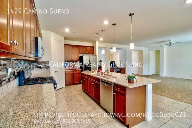 Building Photo - 1429 Camino Sueno