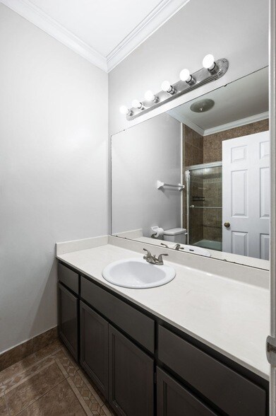 Building Photo - 312 Sloan Rd