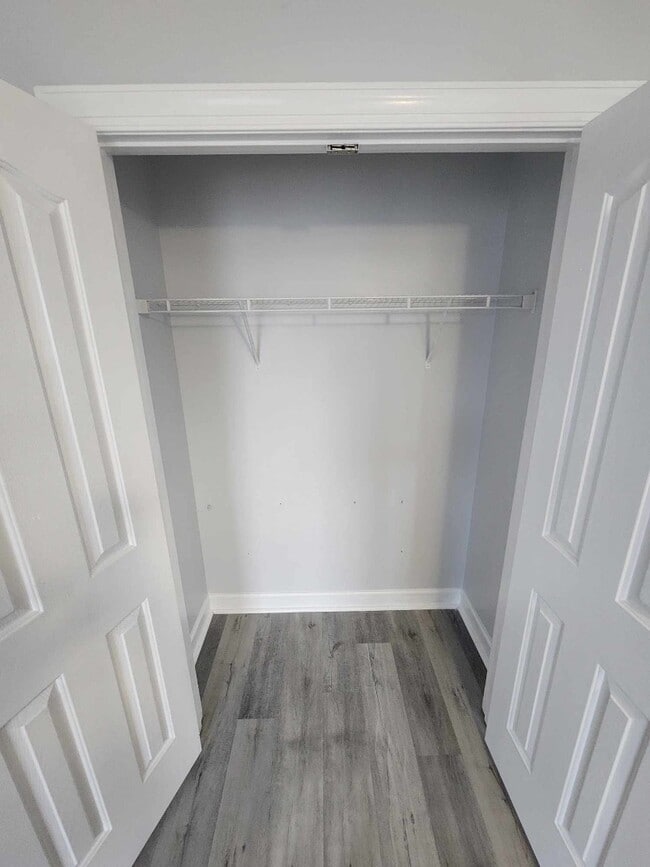 Building Photo - 152 Molinia Dr