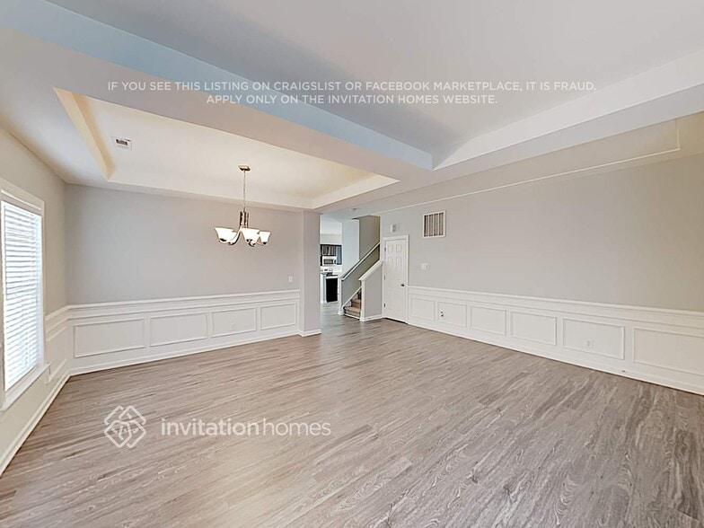 Building Photo - 1005 Bridleside Dr