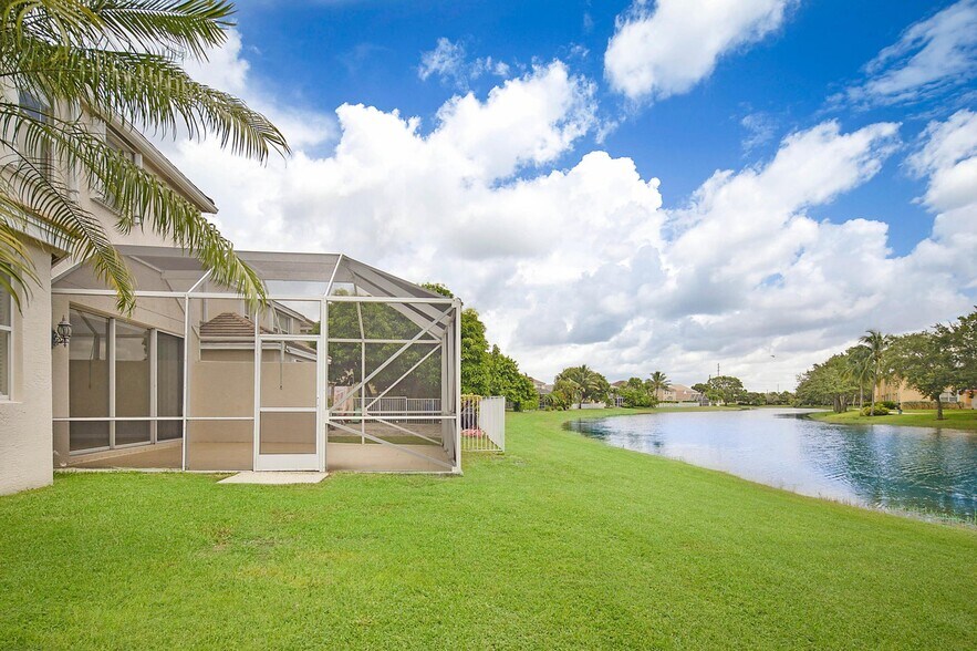 Building Photo - 122 Kensington Way