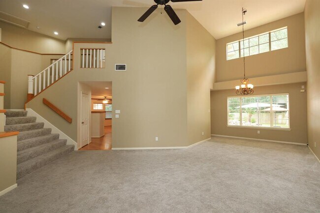Building Photo - 47 E Greywing Cir