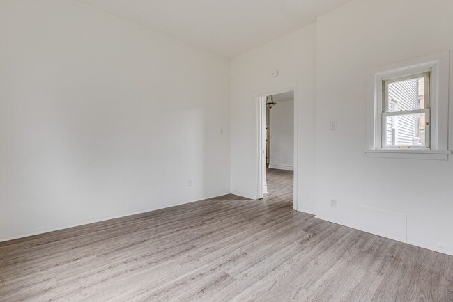 Building Photo - Available APRIL 2026 - Spacious 3 Bedroom Apartment in the Heart of Mt Oliver!