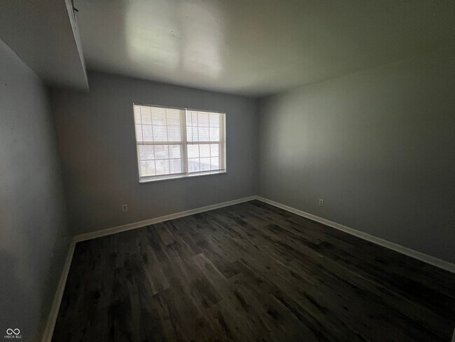 Building Photo - 1316 Millerwood Ct