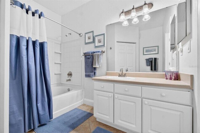 Building Photo - 10764 70th Ave N