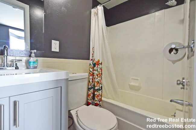 Building Photo - 1 Cortes St